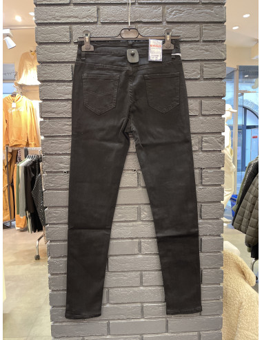 P742 Jean skinny 5 poches...